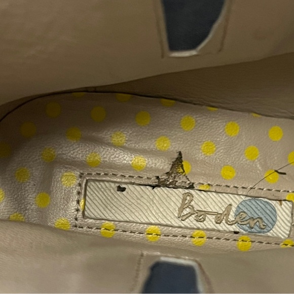 Boden Suede Kingham Ankle Boots Womens Size 37 US 6 - Picture 4 of 11